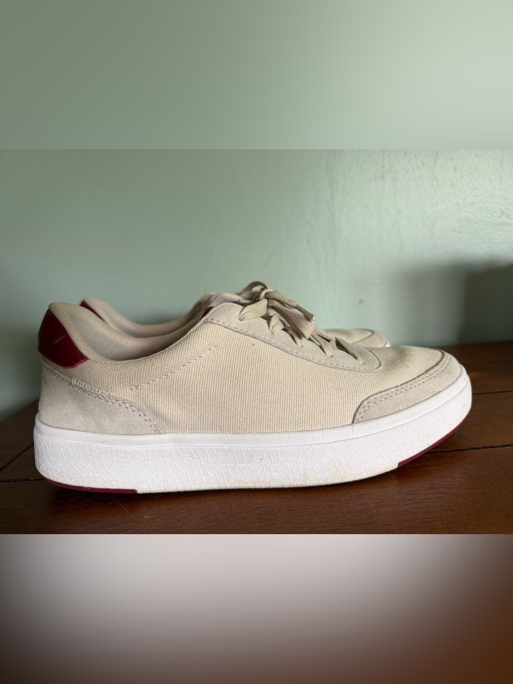 Kizik Prague Crème Brulee Hands Free Slip On Sneakers Women’s Size 9.5